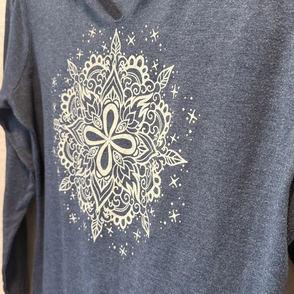 District Boho Mandala Graphic Hoodie Shirt Navy Blue Long Sleeve Soft M - Picture 3 of 6